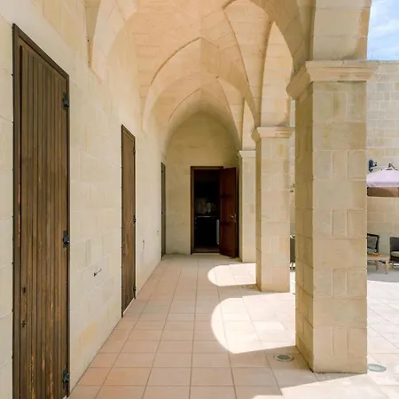 Modernes Mit Pool In Der Naehe Von Otranto-salento By Interhome * Carpignano Salentino